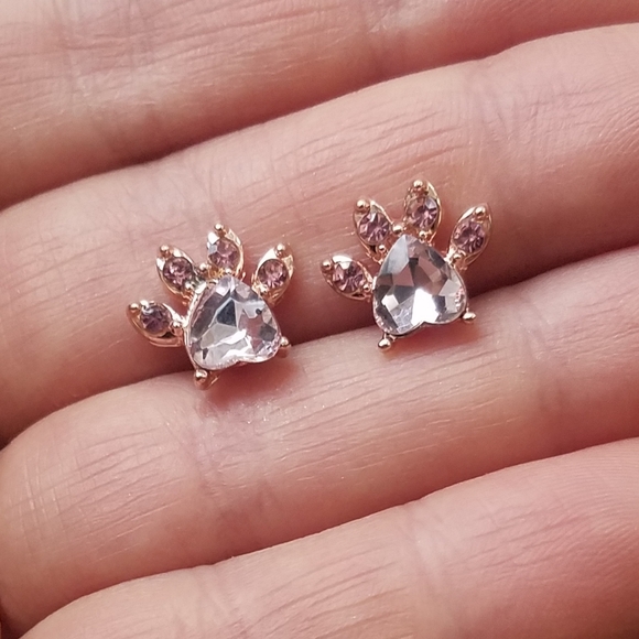 NWOT Adorable Pink Paw Sparkle Stud Earrings - Picture 4 of 5